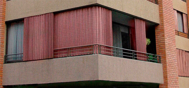 Cortina de madera tipo hanga roa Cortina de madera tipo hanga roa